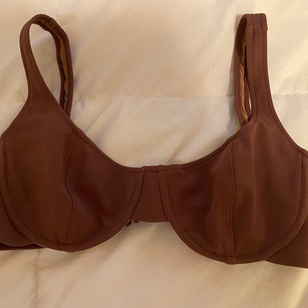 Nu Swim Laser Top in Cocoa Size Large *underwire!*